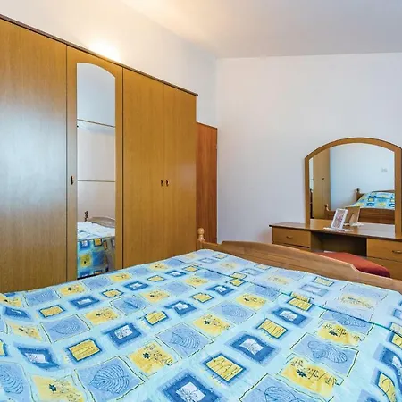 Apartment Awesome In With 3 Bedrooms
